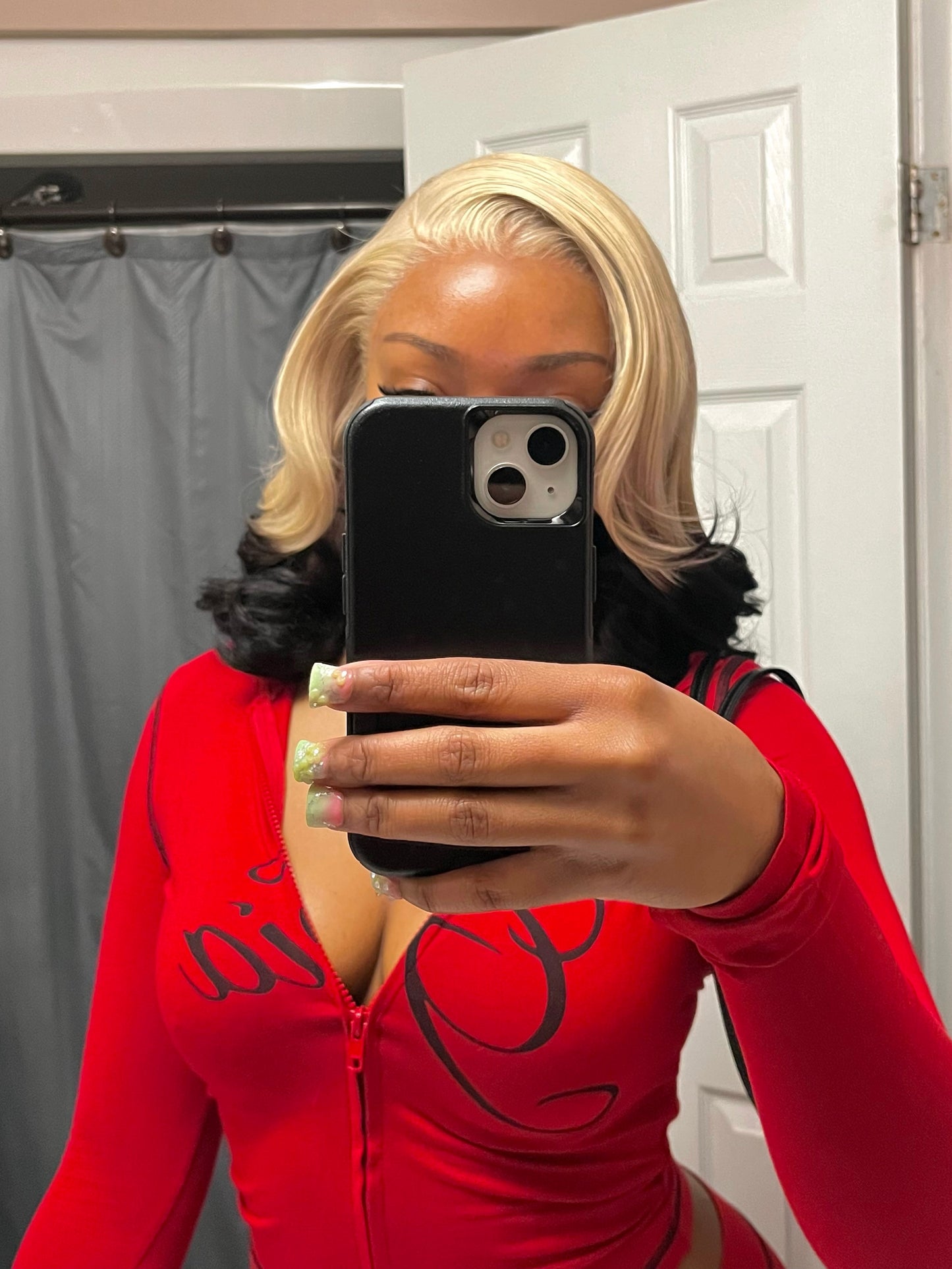 OMBRÉ ICE BLONDE AND BLACK LACE FRONT WIG