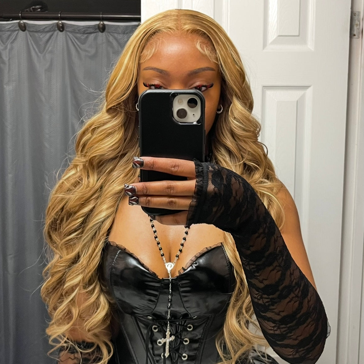 BLONDE HIGHLIGHT LACE FRONT WIG
